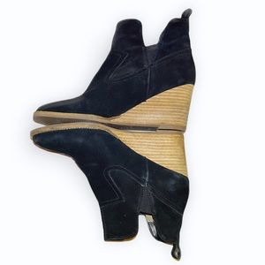 Blondo Waterproof Wedge Suede Heel Bootie